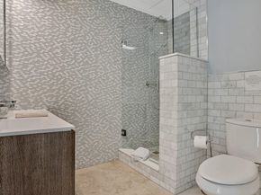 2013 NE 32nd Ave, Fort Lauderdale FL 33305