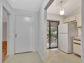 3939 NE 5th Avenue D201, Boca Raton FL 33431