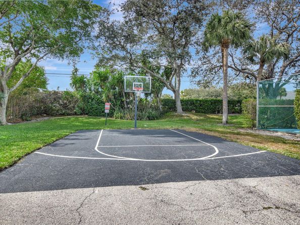 3939 NE 5th Avenue D201, Boca Raton FL 33431