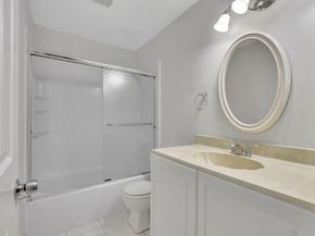 3939 NE 5th Avenue D201, Boca Raton FL 33431