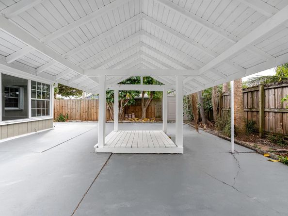 1609 N J Terrace, Lake Worth Beach FL 33460