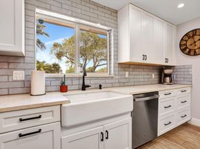 7999 NW 82nd Ter, Parkland FL 33067