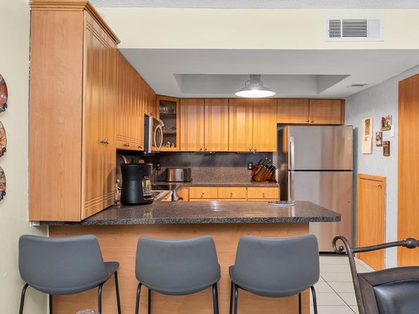 33 Matador Ln 821, Fort Lauderdale FL 33324