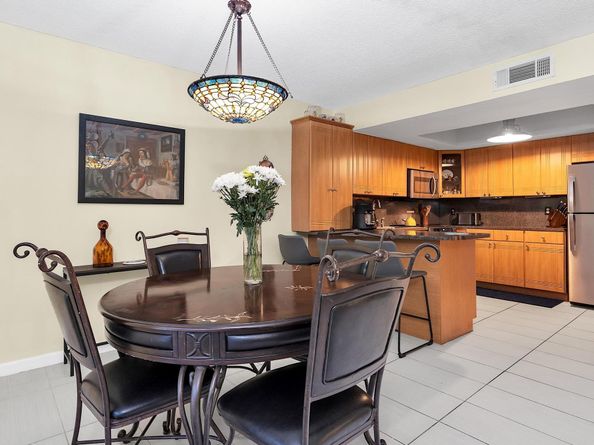 33 Matador Ln 821, Fort Lauderdale FL 33324