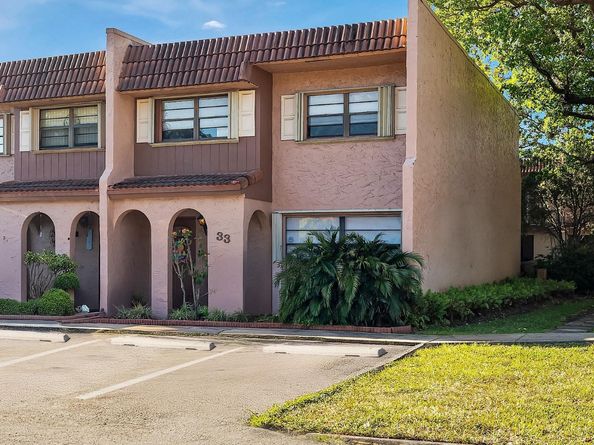 33 Matador Ln 821, Fort Lauderdale FL 33324