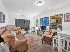 621 SE 5th Ct, Fort Lauderdale FL 33301