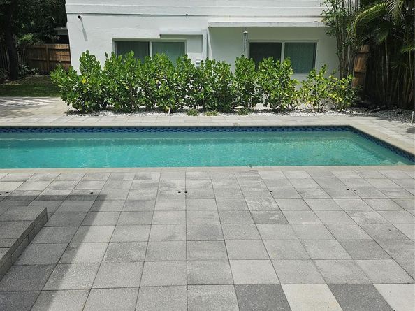 621 SE 5th Ct, Fort Lauderdale FL 33301