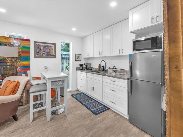 621 SE 5th Ct, Fort Lauderdale FL 33301