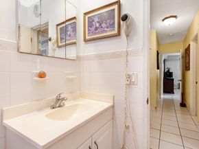 5713 NE 17th Ave, Fort Lauderdale FL 33334