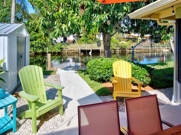 2555 Nassau Ln, Fort Lauderdale FL 33312