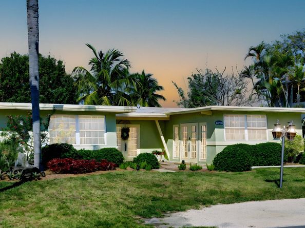 2555 Nassau Ln, Fort Lauderdale FL 33312