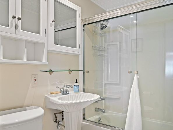 2555 Nassau Ln, Fort Lauderdale FL 33312