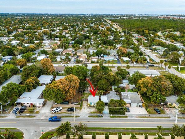 1047 Miner Road, Lake Worth FL 33462