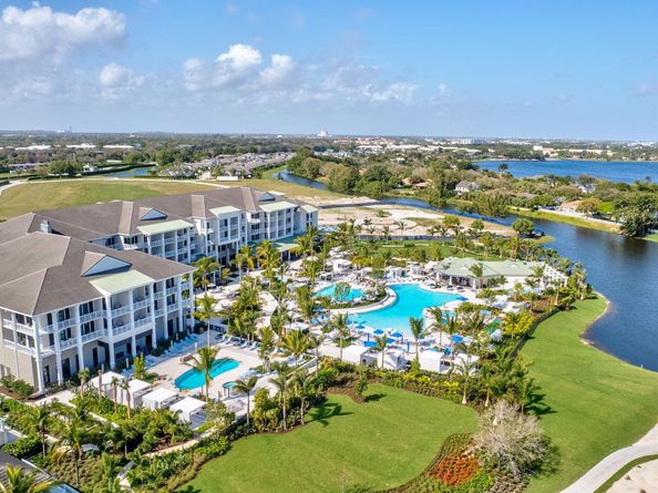2000 Presidential Way Ph5, West Palm Beach FL 33401