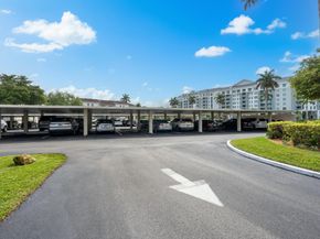 2000 Presidential Way Ph5, West Palm Beach FL 33401
