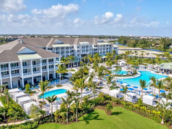 2000 Presidential Way Ph5, West Palm Beach FL 33401