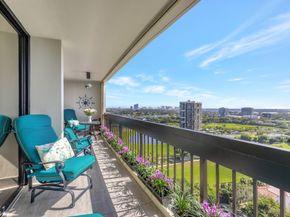 2000 Presidential Way Ph5, West Palm Beach FL 33401