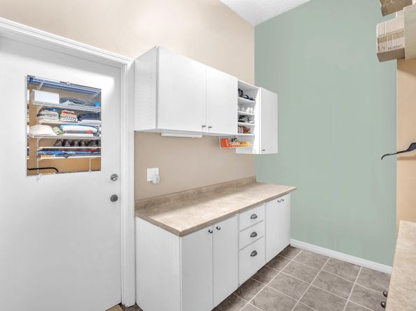 745 NE 195th St, Miami FL 33179