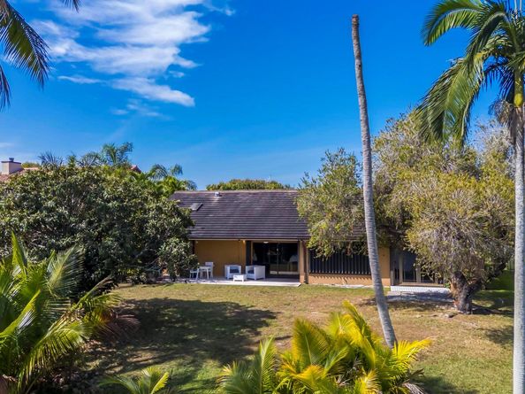 5720 W Waterford Dr, Davie FL 33331