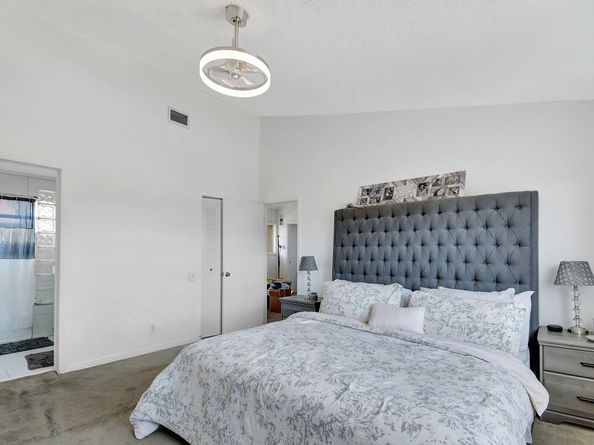 2420 SW 80th Ter, Miramar FL 33025