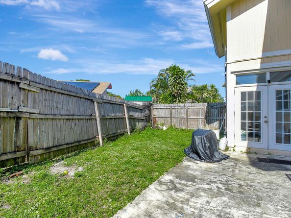 2420 SW 80th Ter, Miramar FL 33025