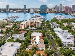 422 Australian Avenue, Palm Beach FL 33480