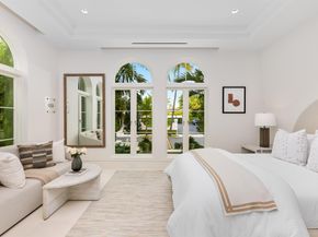 422 Australian Avenue, Palm Beach FL 33480