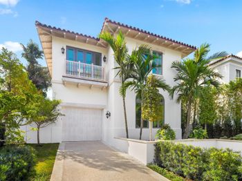 422 Australian Avenue