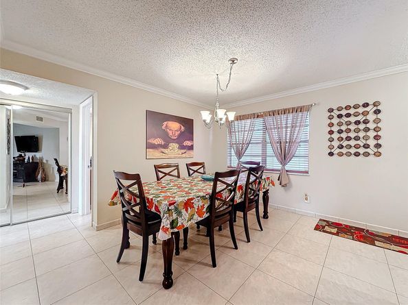 4270 NW 40th St 208, Lauderdale Lakes FL 33319