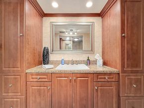 4270 NW 40th St 208, Lauderdale Lakes FL 33319