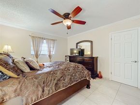 4270 NW 40th St 208, Lauderdale Lakes FL 33319