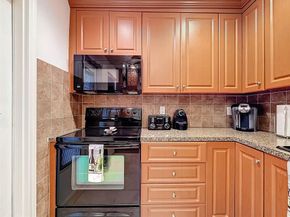 4270 NW 40th St 208, Lauderdale Lakes FL 33319