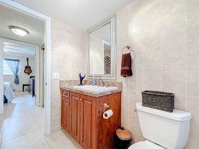 4270 NW 40th St 208, Lauderdale Lakes FL 33319