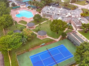 4270 NW 40th St 208, Lauderdale Lakes FL 33319