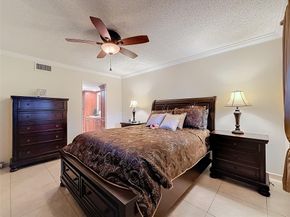 4270 NW 40th St 208, Lauderdale Lakes FL 33319