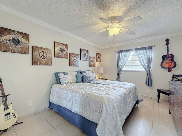 4270 NW 40th St 208, Lauderdale Lakes FL 33319