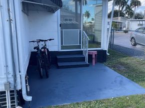 8610 SW 18th Ct, Davie FL 33324