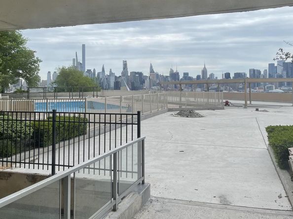 6040 Blvd East 6B, West New York NJ 07093