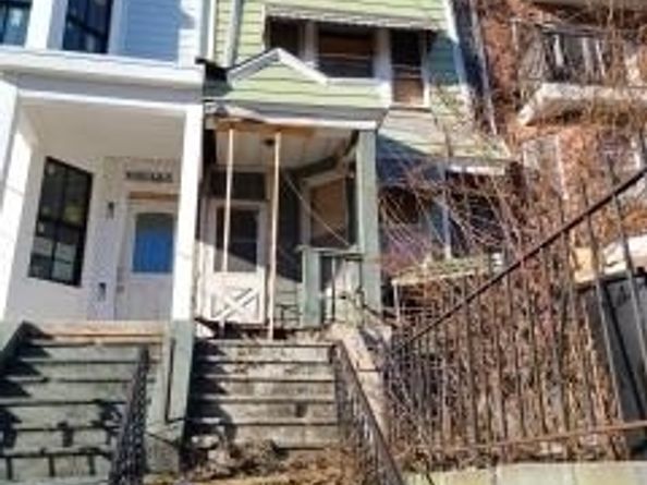 29 Summit Ave, Jersey City NJ 07304