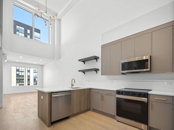 35 Orchard St 803, Jersey City NJ 07306