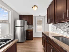 12 Juliette St, Bayonne NJ 07002