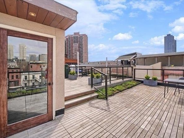 86 Essex St 2C, Jersey City NJ 07302
