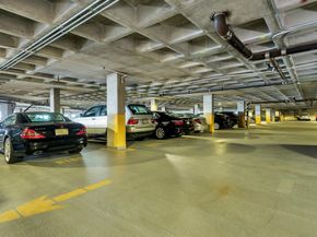 2005 Harmon Cove Tower, Secaucus NJ 07094