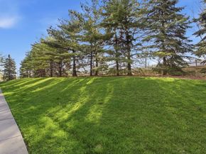 3 Greenwich Dr 97, Jersey City NJ 07305