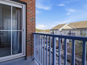 3 Greenwich Dr 97, Jersey City NJ 07305