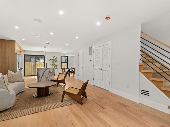 85 Sherman Pl, Jersey City NJ 07307