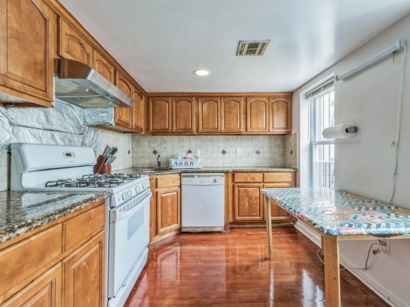 355 Liberty Ave, Jersey City NJ 07307
