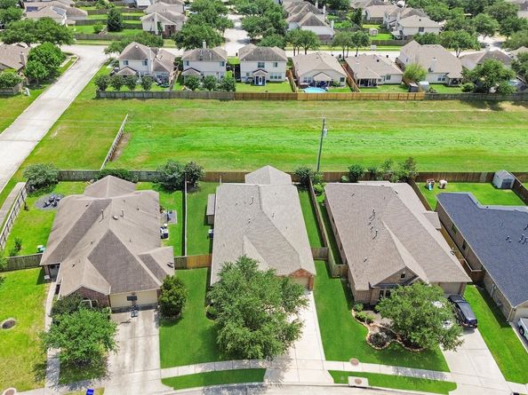 31815 Forest Oak Lane, Conroe TX 77385