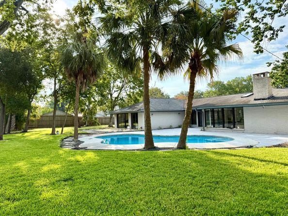 7810 Nairn Street, Houston TX 77074