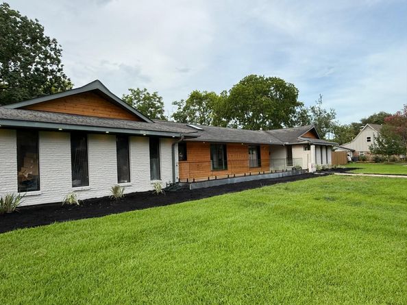 7810 Nairn Street, Houston TX 77074